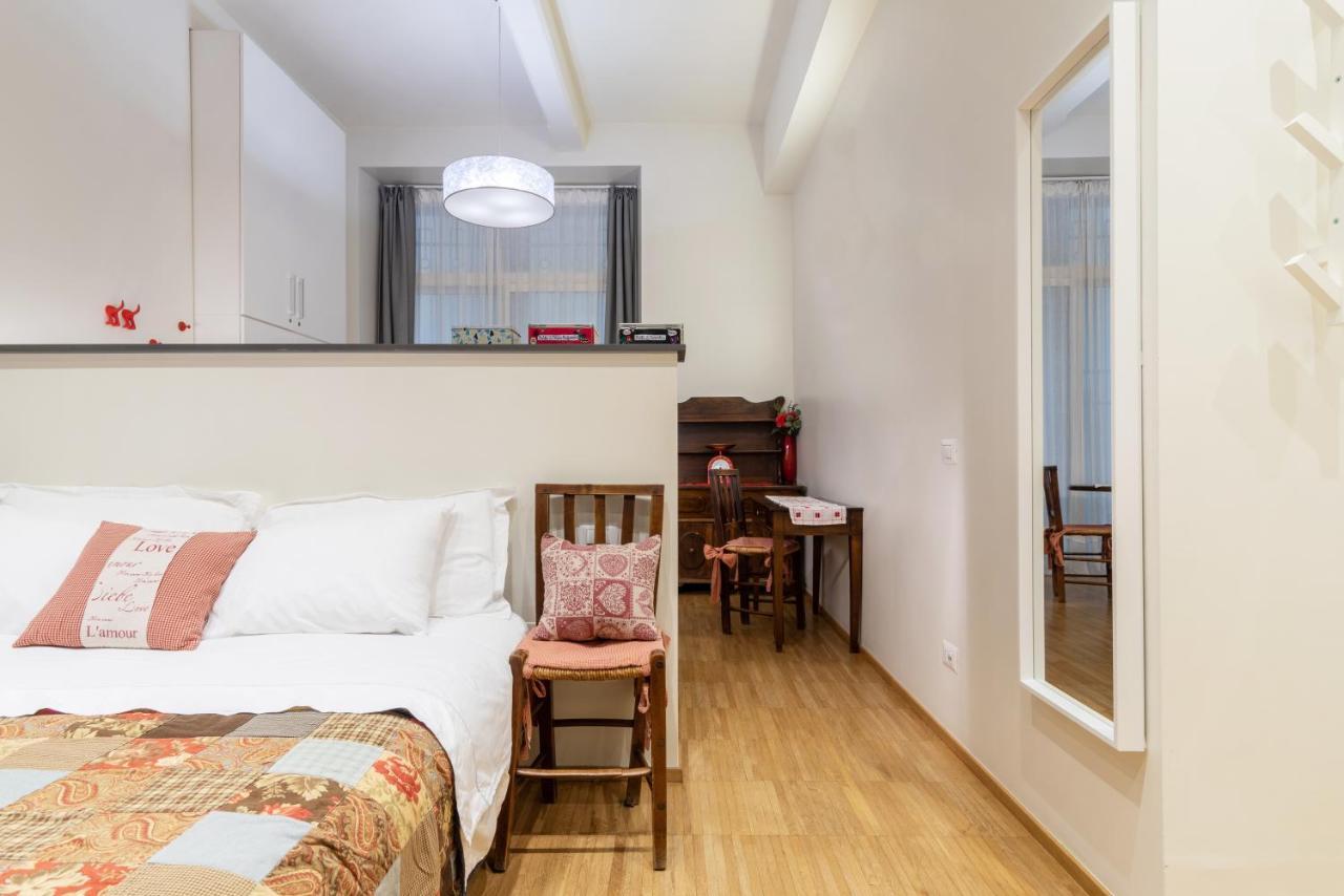 דירות La Casa Colorata - Flats In Milan - Bocconi מראה חיצוני תמונה