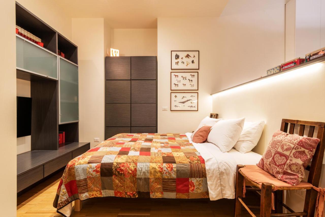 דירות La Casa Colorata - Flats In Milan - Bocconi מראה חיצוני תמונה