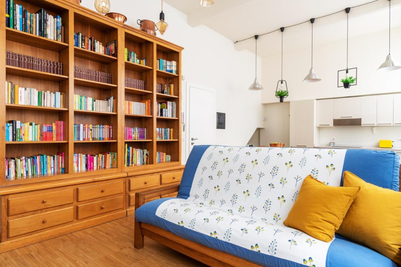 דירות La Casa Colorata - Flats In Milan - Bocconi מראה חיצוני תמונה