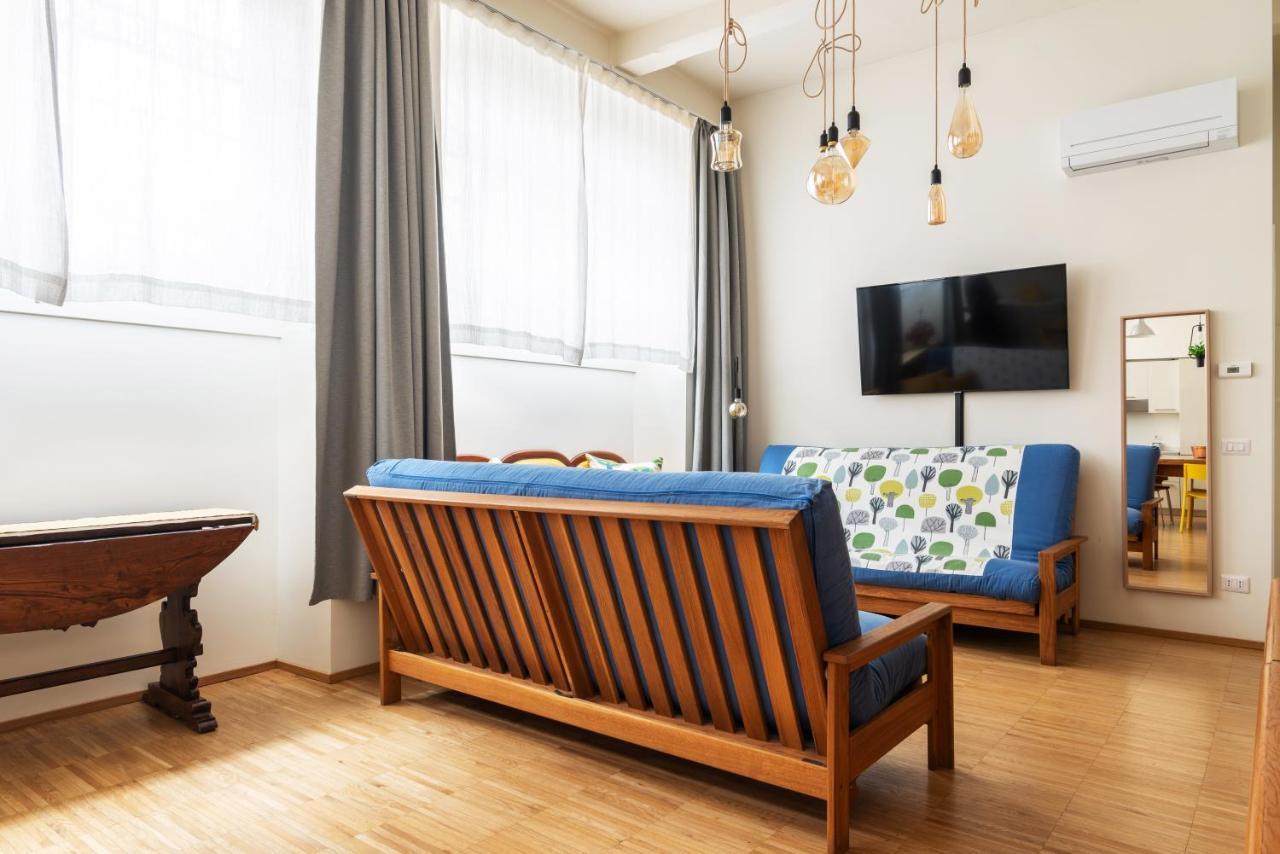 דירות La Casa Colorata - Flats In Milan - Bocconi מראה חיצוני תמונה